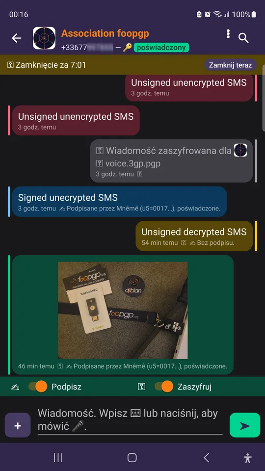 Ta sama w ciemnym motywie.